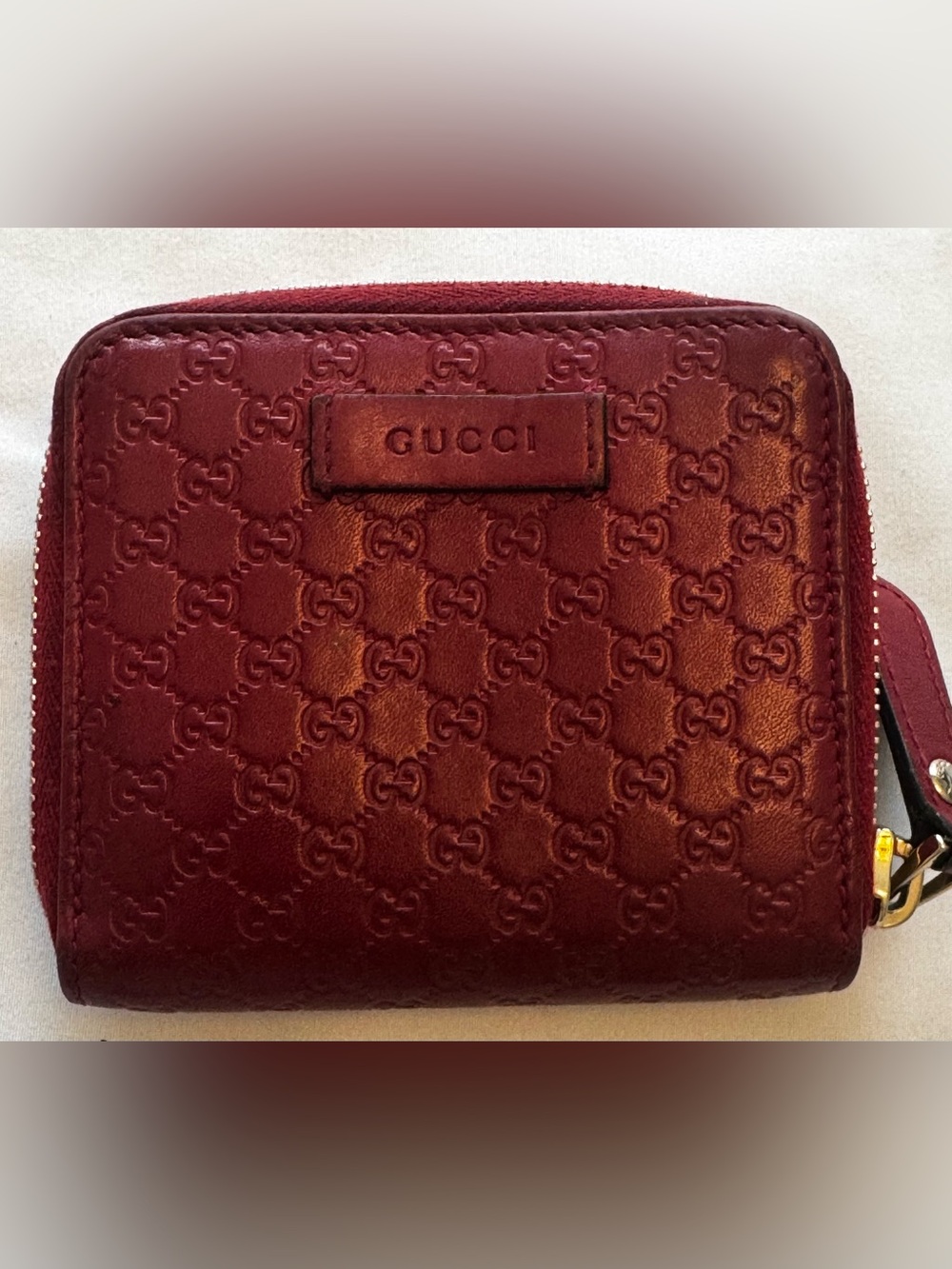 Gucci Red Guccissima Leather Compact Zip and bifold Wallet Made In Italy